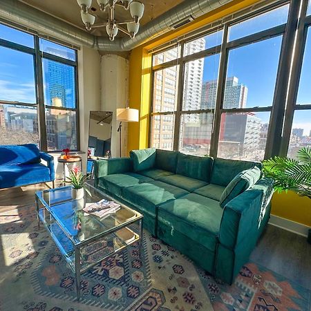Bright 2Br Luxury Corner Suite With Optional Parking Sleeps 6 Guests Near Mccormick Place And Soldier Field Chicago Esterno foto