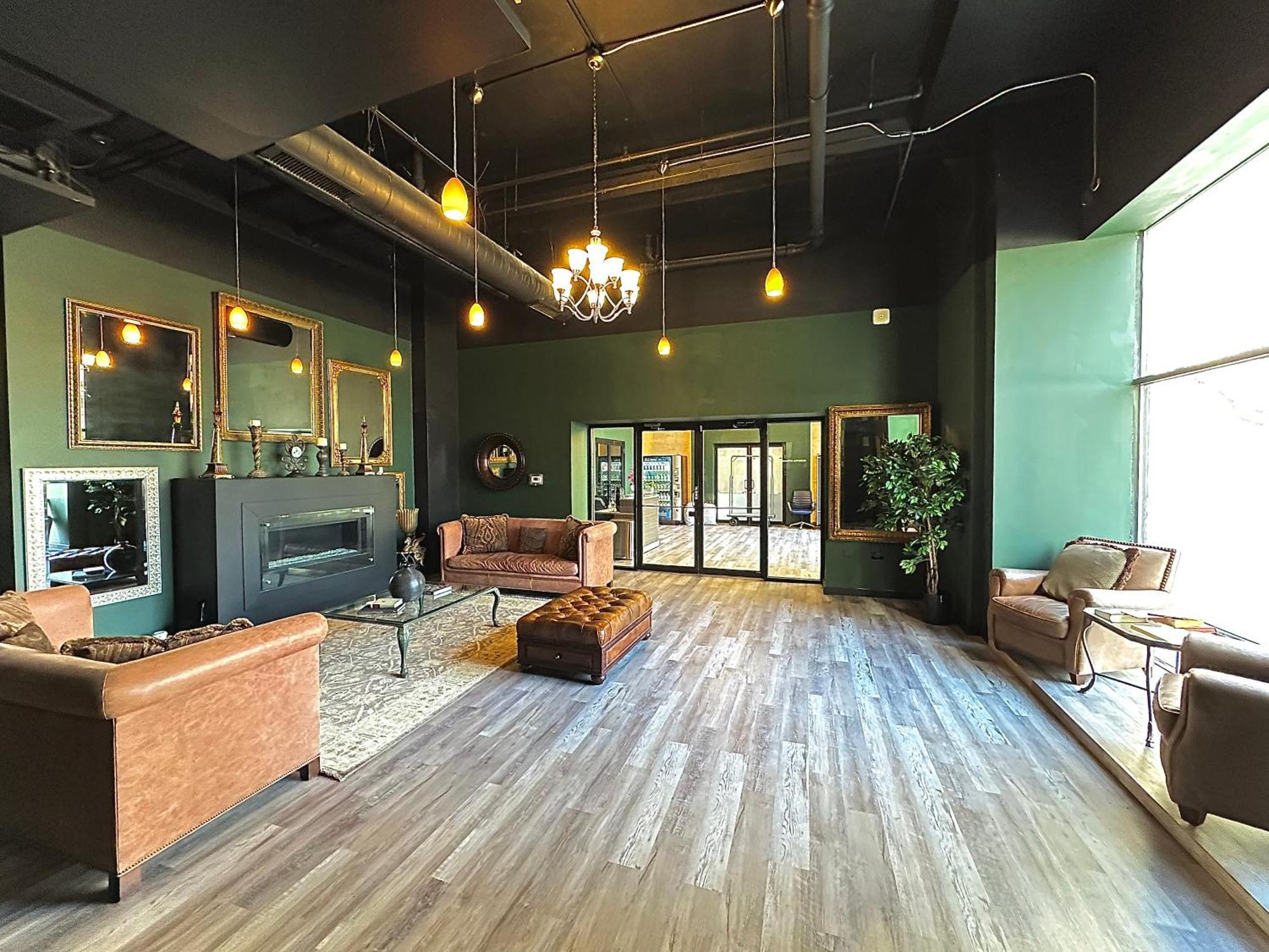 Bright 2Br Luxury Corner Suite With Optional Parking Sleeps 6 Guests Near Mccormick Place And Soldier Field Chicago Esterno foto