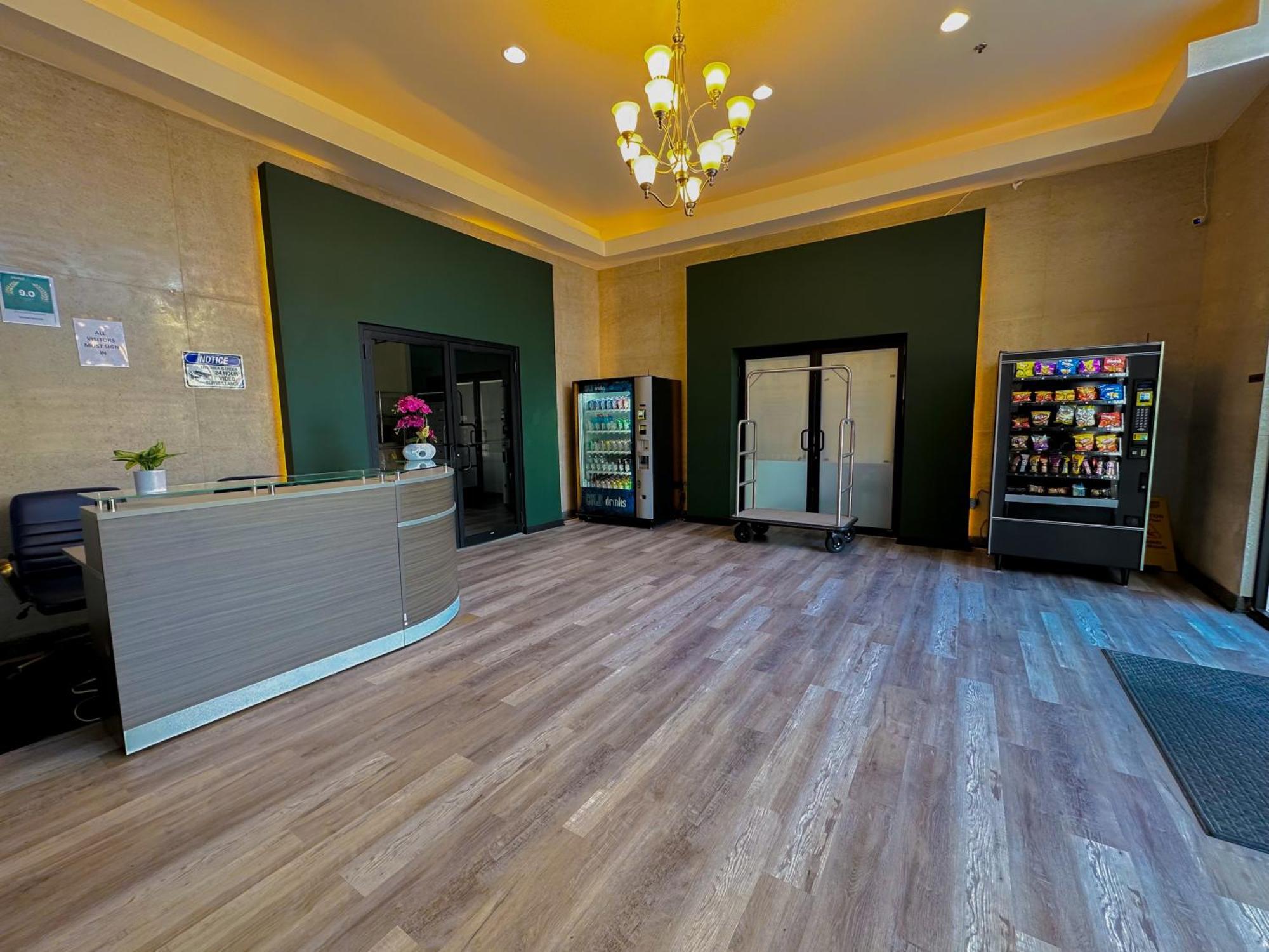 Bright 2Br Luxury Corner Suite With Optional Parking Sleeps 6 Guests Near Mccormick Place And Soldier Field Chicago Esterno foto