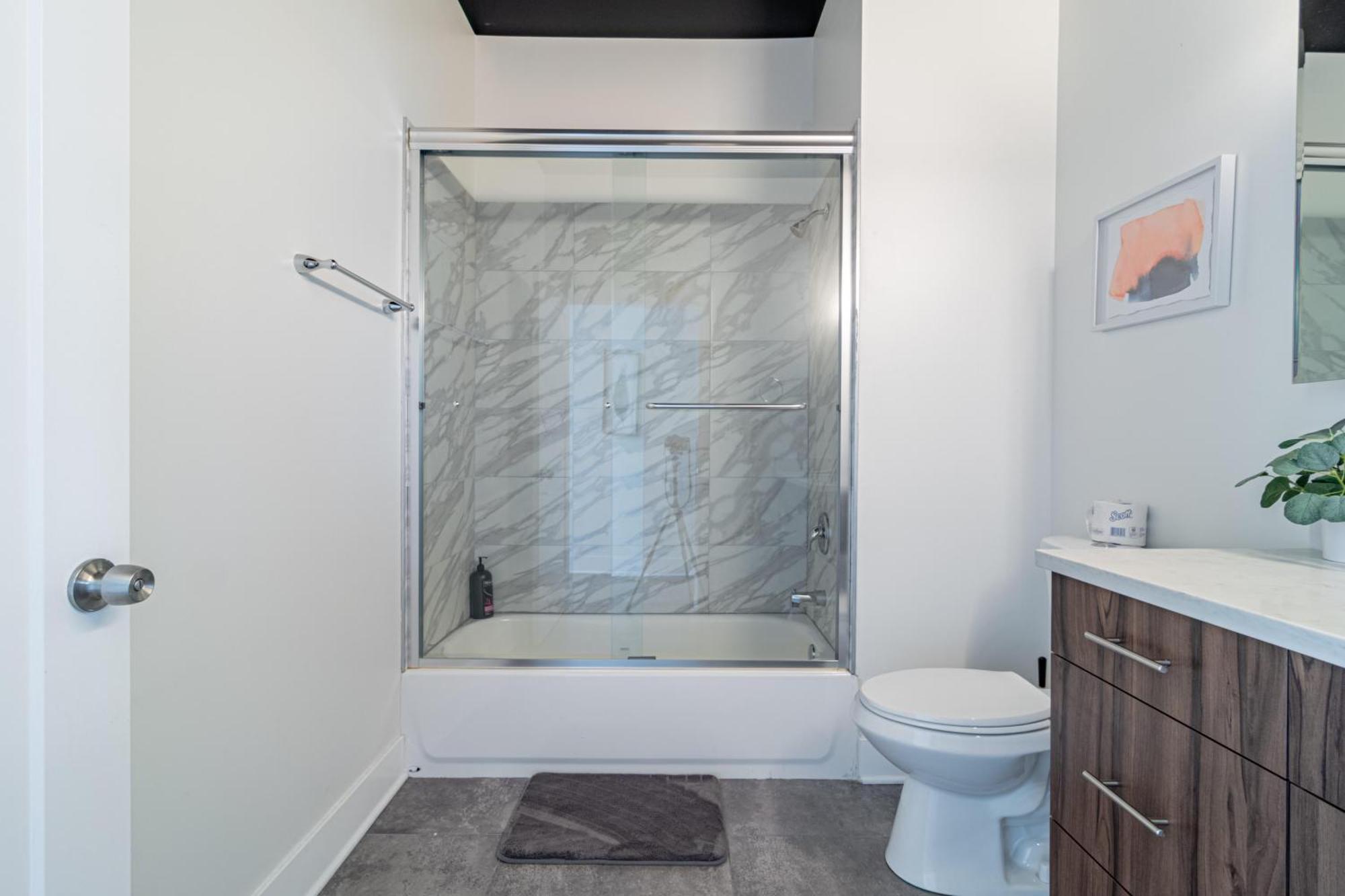 Bright 2Br Luxury Corner Suite With Optional Parking Sleeps 6 Guests Near Mccormick Place And Soldier Field Chicago Esterno foto